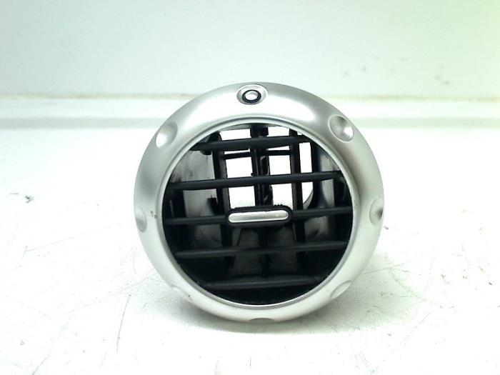 Grille aération tableau de bord d'un Audi TT, Autos : Pièces & Accessoires, -, 3 mois de garantie, Audi, Utilisé