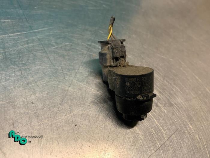 PDC Sensor van een BMW 3-Serie (3-Serie 04-), Auto-onderdelen, Overige Auto-onderdelen, BMW, Gebruikt, 3 maanden garantie, Ophalen of Verzenden