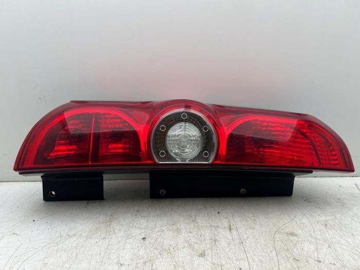 Feu arrière gauche d'un Opel Combo, Autos : Pièces & Accessoires, -, Opel, 3 mois de garantie, Utilisé