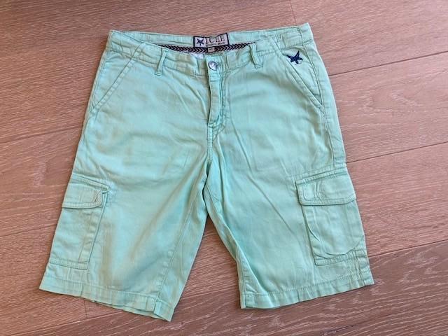 Muntgroene chino/bermuda LCEE 140 cm, Kinderen en Baby's, Kinderkleding | Maat 140, Zo goed als nieuw, Jongen, Broek, Ophalen of Verzenden