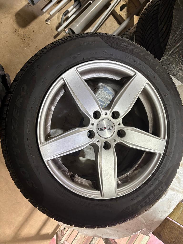 4 Jantes DEZENT 17" pour BMW - 5x120 - ET42 + Pneus Pirelli, Autos : Pièces & Accessoires, Pneus hiver, Véhicule de tourisme, Enlèvement