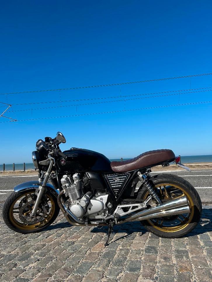 CB1100 Café racer/rétro/personnalisé, Motos, Motos | Honda, Particulier, Sport, plus de 35 kW, 4 cylindres, Permis Moto A, ABS