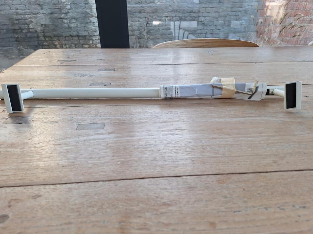 porte-serviettes réglable L 50 cm, panneau vertical, radio, Enlèvement ou Envoi, Neuf