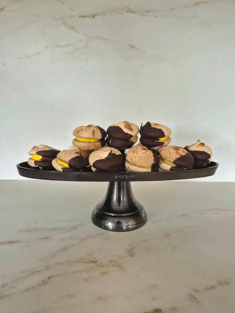 Riverdale - Metalen taartschotel op voet, Ophalen of Verzenden, Nieuw