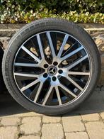 Jantes Mercedes All Terrain 245/45 R19, Autos : Pièces & Accessoires, Pneus & Jantes, Enlèvement, Pneu(s)