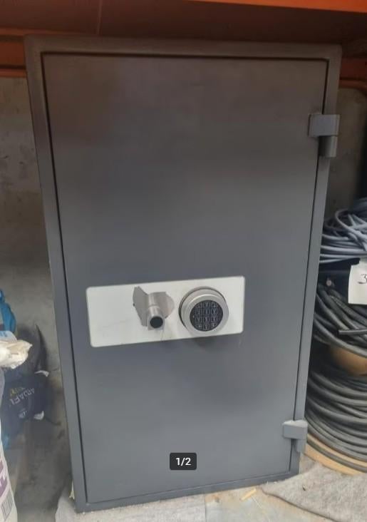 Brandkast, kluis, zo goed als nieuw, Ophalen, Brandkast