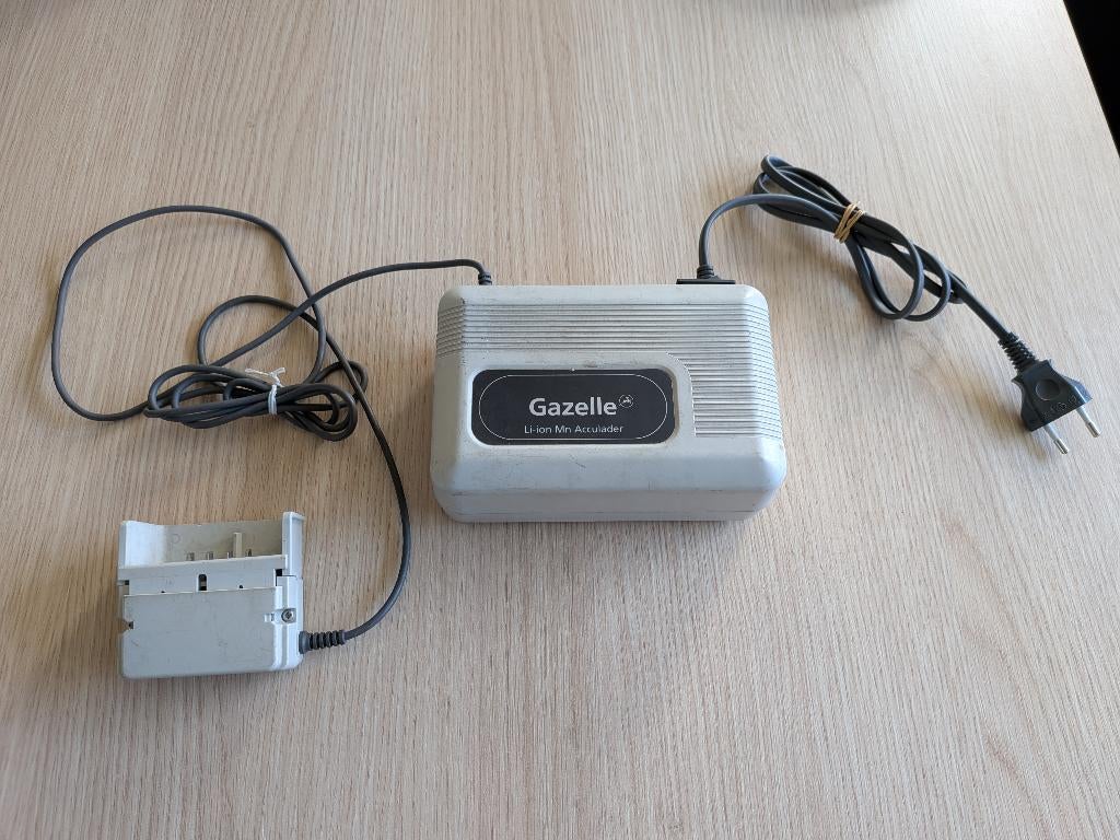 Batterijlader fiets Gazelle (Gereserveerd), Ophalen, Gebruikt, Gazelle