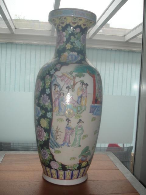 Grote Chinese vaas, Ophalen