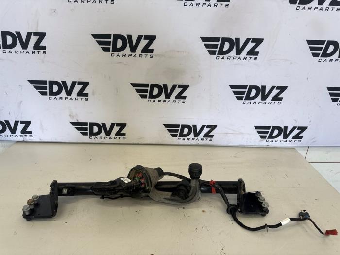 Trekhaak van een Mercedes GLA, Gebruikt, -, Ophalen of Verzenden, -