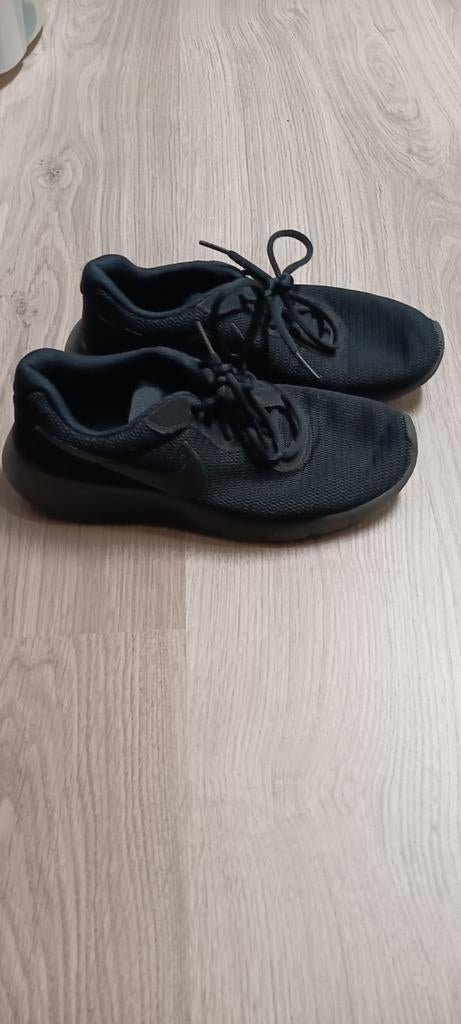 Schoenen nike maat 38, Kinderen en Baby's, Kinderkleding | Schoenen en Sokken, Ophalen of Verzenden