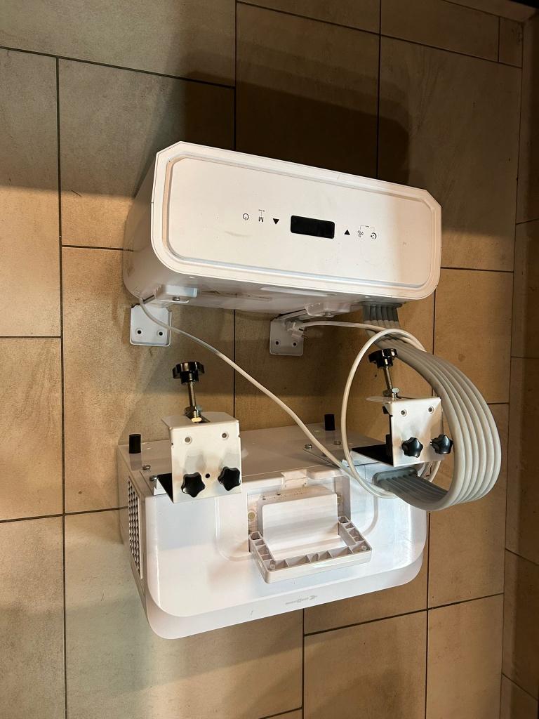 Airco Brunner TwinAir 3000 – voor caravan/camper, Caravans en Kamperen, Ophalen, Zo goed als nieuw