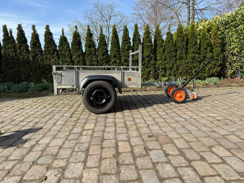 Aanhangwagen, Ophalen, Zo goed als nieuw