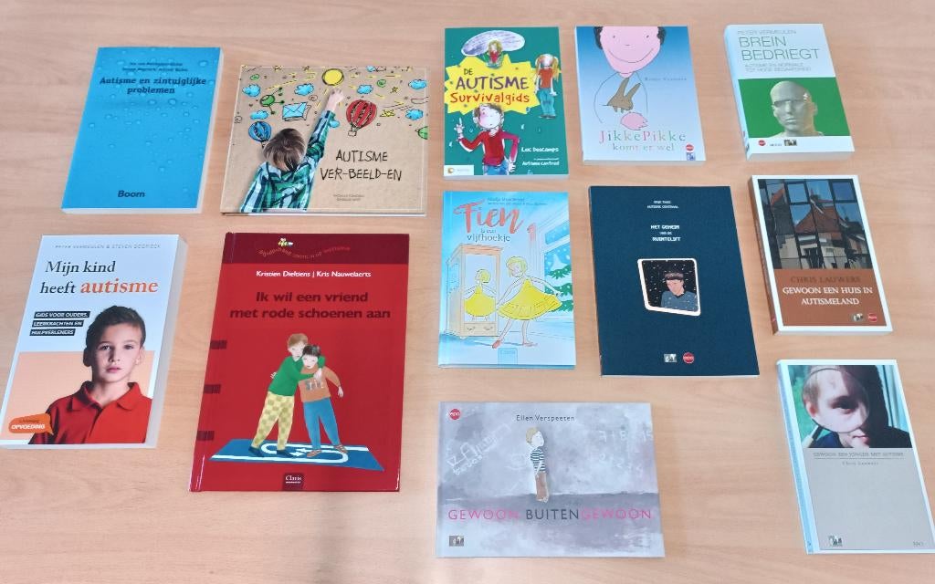 Lot ongebruikte boeken autisme in perfecte nieuwstaat, Ophalen, Nieuw, Overige onderwerpen