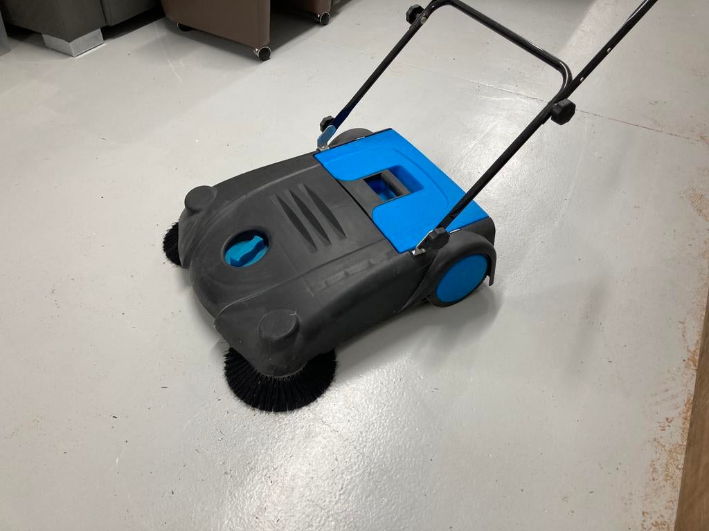 Borstel handmatig kuismachine, Tuin en Terras, Veegmachines, Zo goed als nieuw, Ophalen