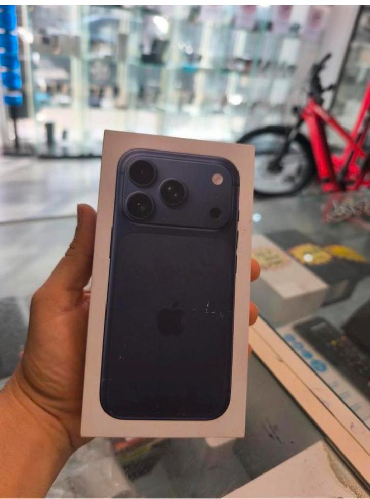 iPhone 17 pro 256gb Nieuw 2 jaar garantie, Télécoms, Téléphonie mobile | Apple iPhone, Comme neuf, Enlèvement