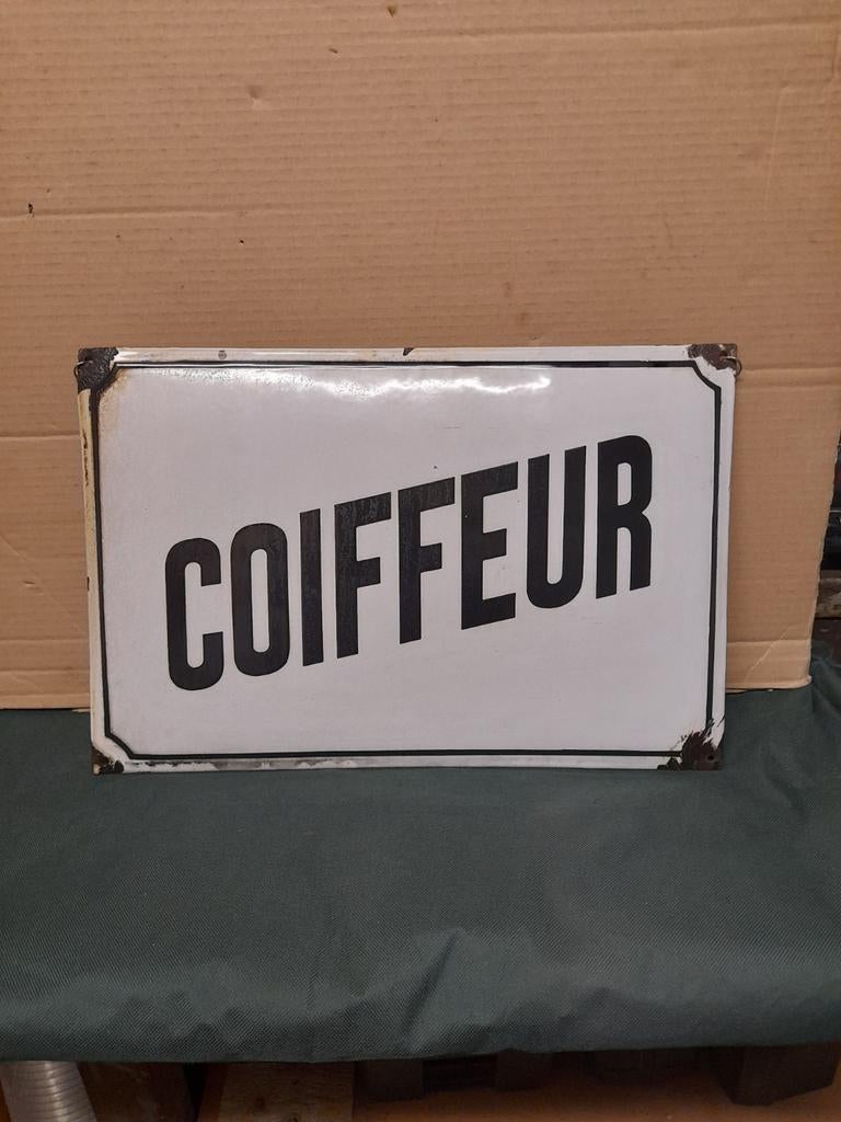 Plaque émaillée, Enlèvement