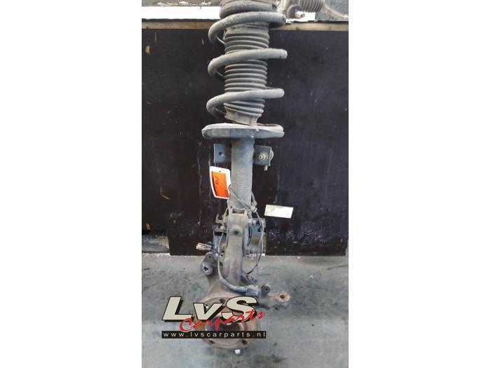 Barre amortisseur avant gauche d'un Renault Master, Autos : Pièces & Accessoires, Suspension & Châssis, Utilisé, 3 mois de garantie