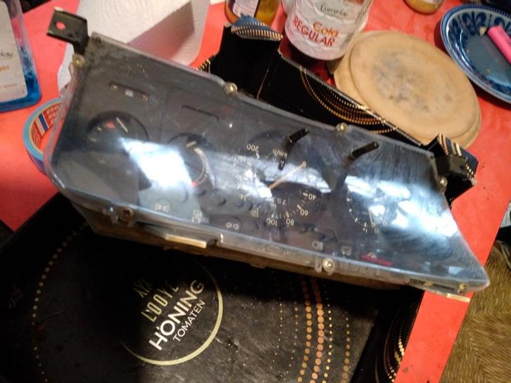 Km teller klok ford orion mk2/escort mk4, Auto-onderdelen, Dashboard en Schakelaars, Ford, Ophalen of Verzenden