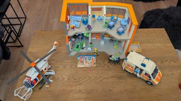 Playmobil kinderziekenhuis – 6657 + ambulance + helicopter beschikbaar voor biedingen