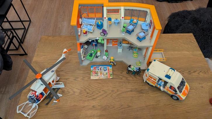 Playmobil kinderziekenhuis – 6657 + ambulance + helicopter, Kinderen en Baby's, Speelgoed | Playmobil, Gebruikt, Complete set