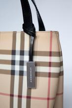 Burberry haymarket check coated canvas small tote bag, Ophalen of Verzenden, Gebruikt