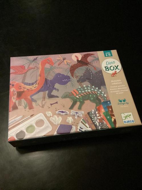 Dino Box Djeco, Enfants & Bébés, Jouets | Éducatifs & Créatifs, Comme neuf, Bricolage, Construction, Puzzles, Découverte, Enlèvement ou Envoi