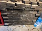 Overschot Gevelstenen grijs ( zie foto van onze achterbouw), Tuin en Terras, Tegels en Klinkers, Ophalen, Zo goed als nieuw