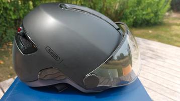 ABUS HUD -Y-ACE. Taille moyenne., Enlèvement, Neuf