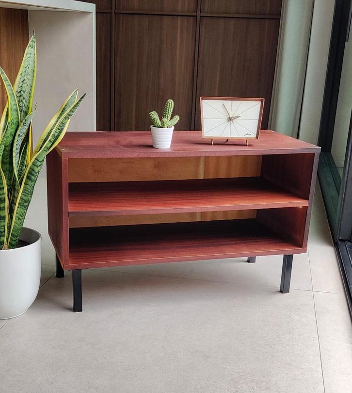 Vintage minimalistische platenkast / audiomeubel, Huis en Inrichting, Kasten | Computermeubels, Gebruikt, Teakhout, Ophalen of Verzenden