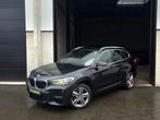 X1 M-Pack 2.0dA LCI Pano HUD ACC Camera Full Full + Garantie, Auto's, BMW, 1995 cc, 4 cilinders, Leder en Stof, Zwart