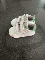 Zeer mooi paar sneakers voor meisjes van Adidas, Kinderen en Baby's, Kinderkleding | Schoenen en Sokken, Meisje, Zo goed als nieuw