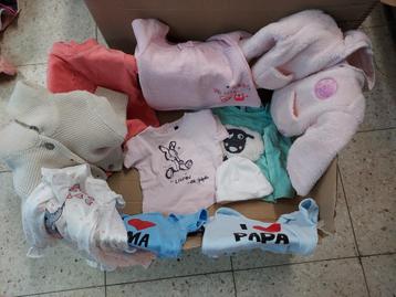 Allerei baby kleding  beschikbaar voor biedingen