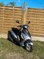 Peugeot V-Clic – 2015 – Slechts 2800 km – Zo goed als nieuw, Fietsen en Brommers, Brommeronderdelen | Scooters, Ophalen, Zo goed als nieuw