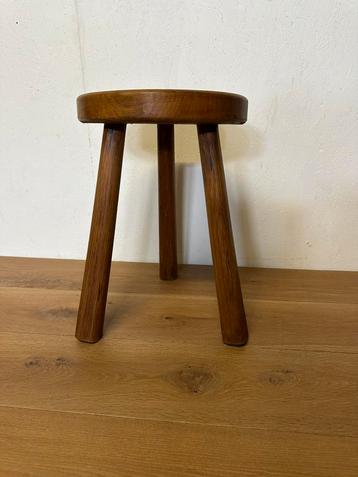 Tabouret tripode vintage brutaliste en chêne, Enlèvement