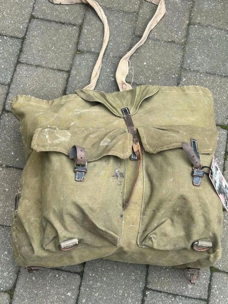 WWII - sac a dos allemand original avec R.B.N.R. numéro, Collections, Objets militaires | Seconde Guerre mondiale, Autres, Envoi