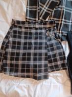 3 pièces pour 5 euros taille 14 ans, Kinderen en Baby's, Kinderkleding | Maat 164, Ophalen of Verzenden