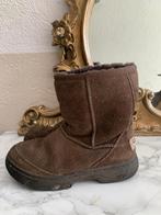 Ugg winterboots, Ophalen, Zo goed als nieuw, Jongen, Laarzen