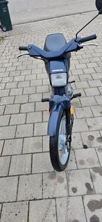 Honda wallaroo 25cc in zeer goede staat, Fietsen en Brommers, Brommers | Honda, Ophalen