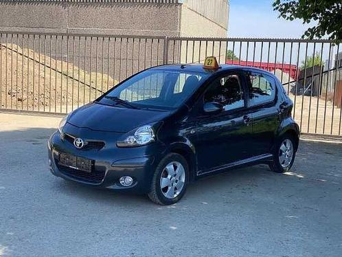 Toyota Aygo 1.0i VVT-i Sport airco, Auto's, Toyota, Aygo, ABS, Airbags, Airconditioning, Elektrische ramen, Isofix, Lichtmetalen velgen