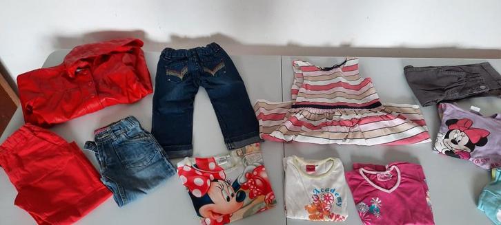 lot de vêtements pour fille avec marque 6 ans, Enfants & Bébés, Paquets de vêtements pour enfants, Utilisé, Enlèvement ou Envoi