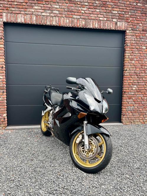 Honda VFR 800 Vtec ! ABS !, Motoren, Motoren | Honda, Particulier, Toermotor, meer dan 35 kW, 4 cilinders, Ophalen