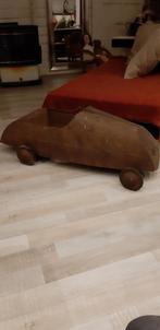 Voiture a pédales