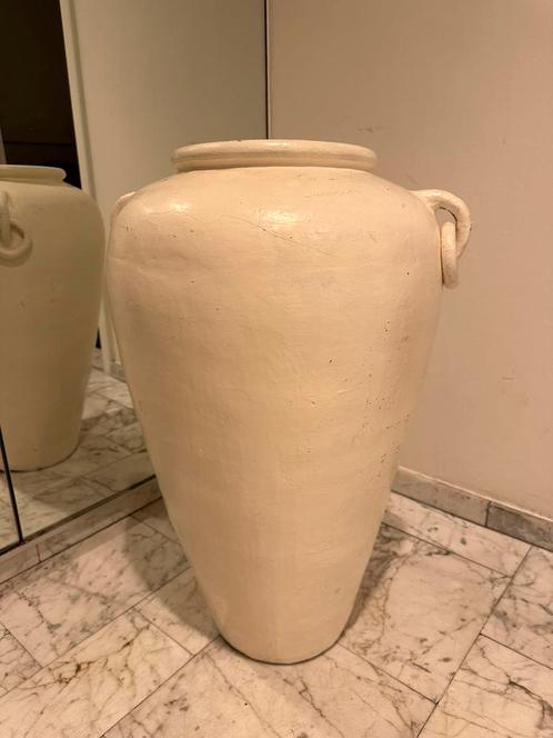 Mooi grote aardewerk vaas beige/gebroken wit!, Huis en Inrichting, Woonaccessoires | Vazen, Zo goed als nieuw, Wit, 50 tot 75 cm