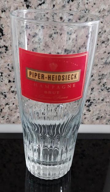 Nooit gezien, bierglas van Piper Heidsieck beschikbaar voor biedingen