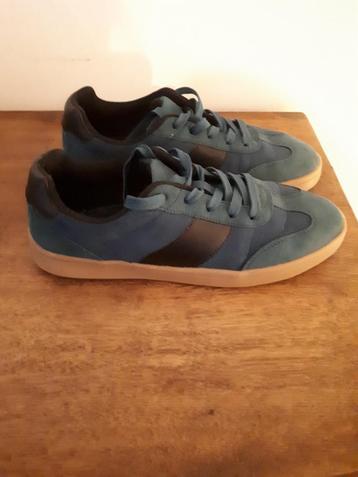 Dames sneaker mat groen ( maat 40 ) beschikbaar voor biedingen