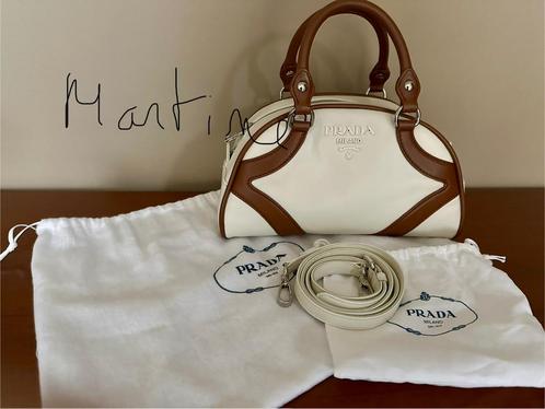 Prada Bowling Bag, Handtassen en Accessoires, Tassen | Damestassen, Zo goed als nieuw, Beige, Ophalen of Verzenden