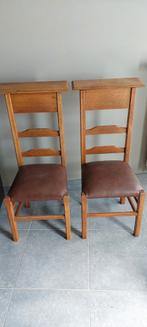 kerkstoelen in Franse eik met kistje, Antiek en Kunst, Ophalen