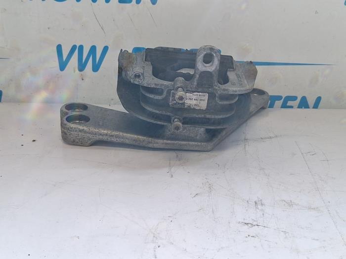 Motorsteun van een Volkswagen Golf, Auto-onderdelen, Ophanging en Onderstel, Volkswagen, Gebruikt, 3 maanden garantie, Ophalen of Verzenden