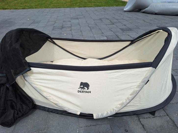 Babykampeerbedje Deryan, Caravans en Kamperen, Tentaccessoires, Zo goed als nieuw, Ophalen