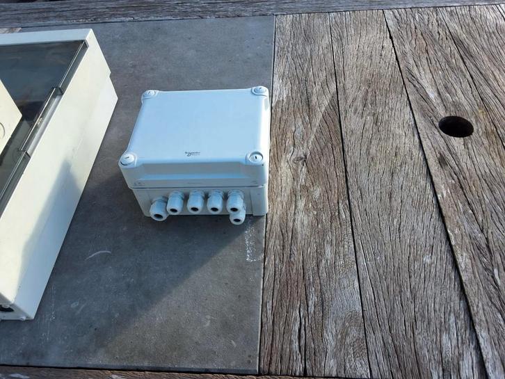 Verschillende verdeelborden, Doe-het-zelf en Bouw, Elektriciteit en Kabels, Gebruikt, Ophalen